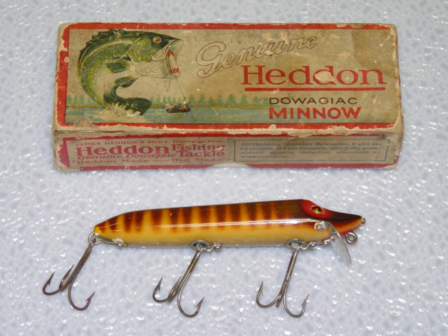 Antique Heddon Dowagiac Vamp Wood Rainbow Glass Eyes Fishing Lure