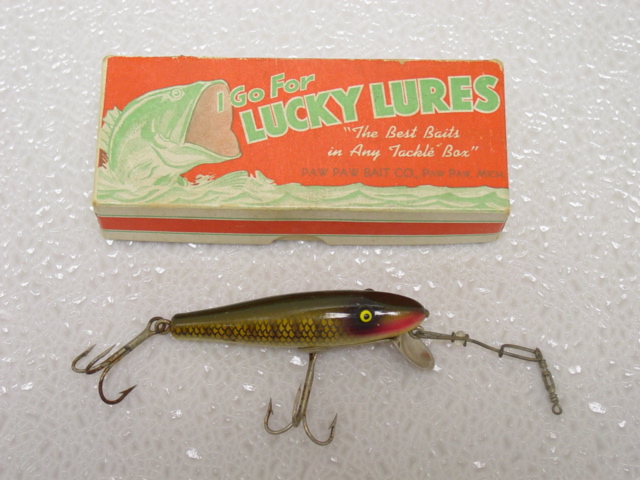 Paw Paw Wooden Vintage Frog Lure Vintage Fishing Lures for sale